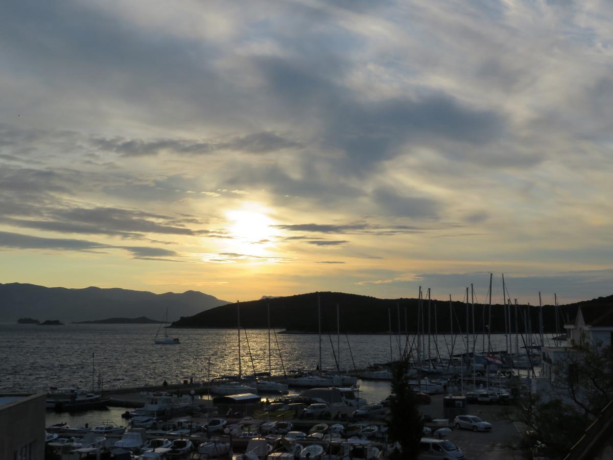 Apartment Sunrise Korčula Eksteriør bilde
